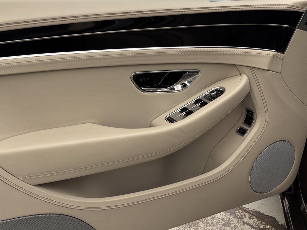 Certified 2024 Bentley Continental GT image 14