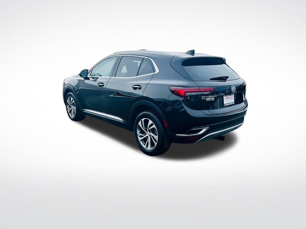 Used 2023 Buick Envision Essence image 3