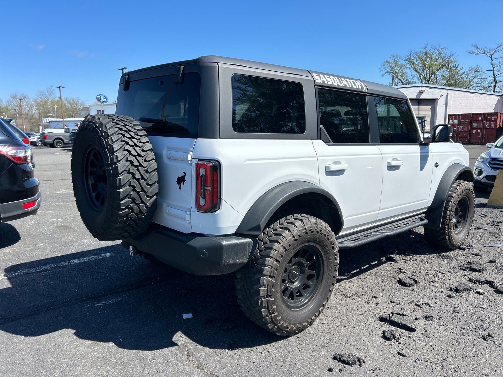 Used 2023 Ford Bronco Wildtrak image 5