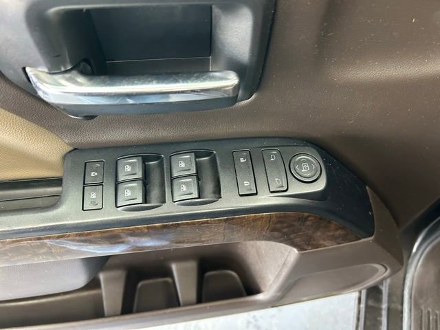 Used 2018 Chevrolet Silverado 1500 LT w/ All Star Edition image 15