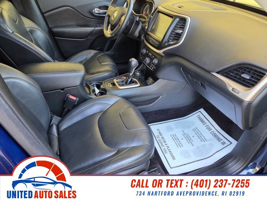 Used 2016 Jeep Cherokee Limited AWD/4WD image 13