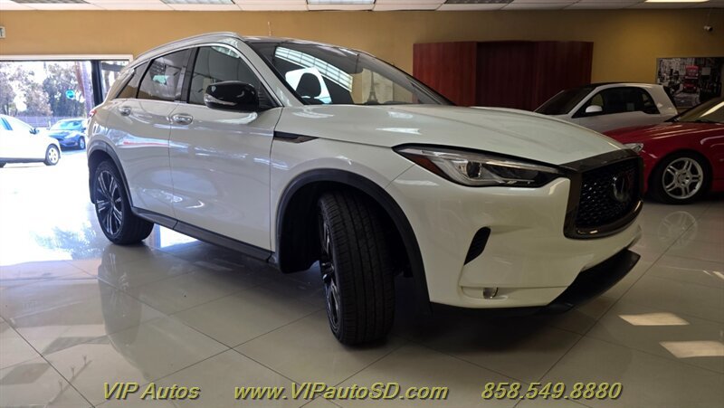 Used 2021 INFINITI QX50 Luxe w/ Appearance Package FWD image 1