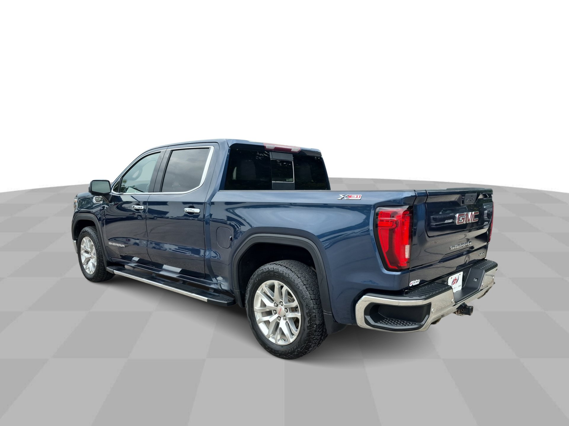 Used 2019 GMC Sierra 1500 SLT w/ SLT Premium Plus Package AWD/4WD image 7