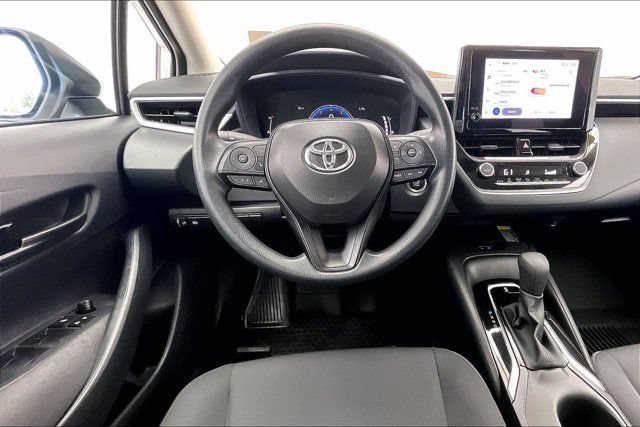 Used 2026 Toyota Corolla LE w/ LE Premium Package FWD image 4