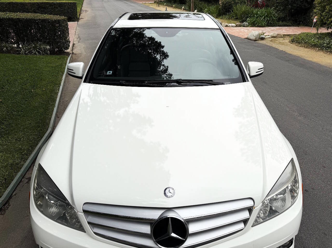 Used 2010 Mercedes-Benz C 300 Sedan image 11