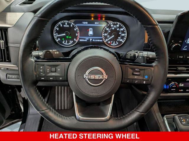 Certified 2022 Nissan Pathfinder Platinum w/ Cargo Package AWD/4WD image 17