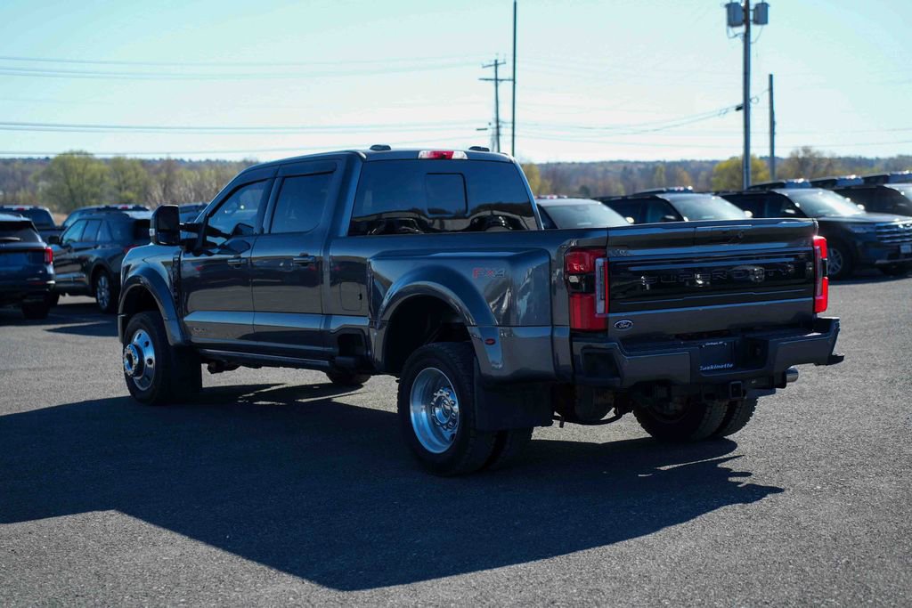 Used 2025 Ford F450 Platinum w/ FX4 Off-Road Package AWD/4WD image 7