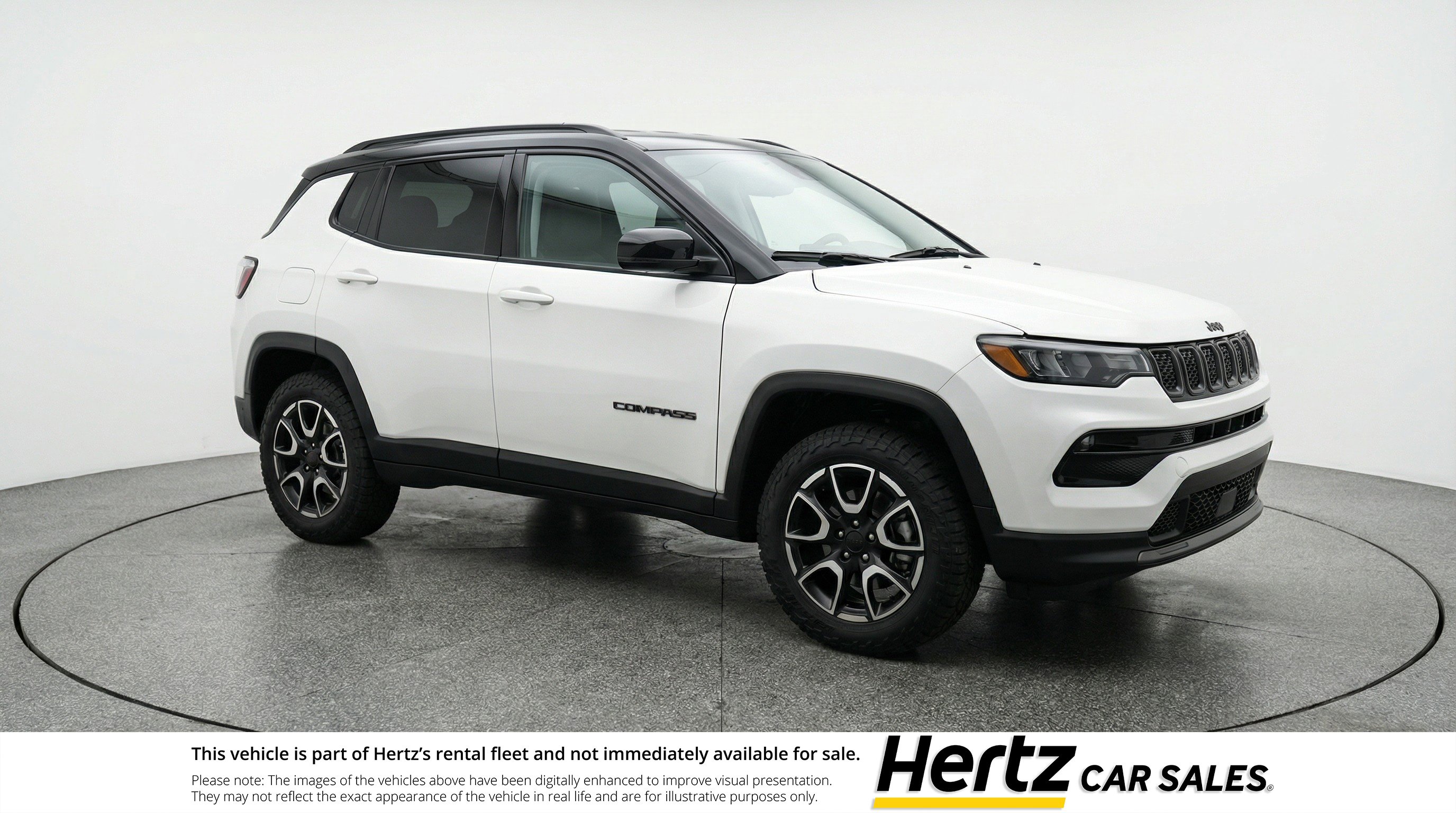 Used 2025 Jeep Compass Trailhawk AWD/4WD image 1