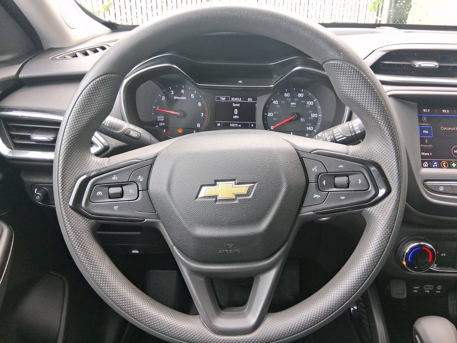 Used 2021 Chevrolet TrailBlazer LT w/ LPO, Blackout Package FWD image 23