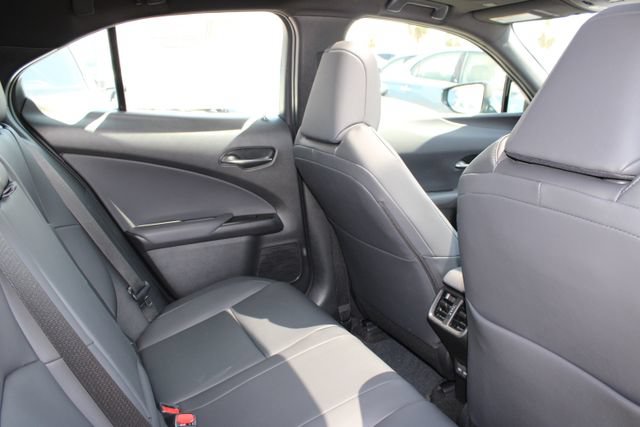 Certified 2025 Lexus UX 300h FWD image 7