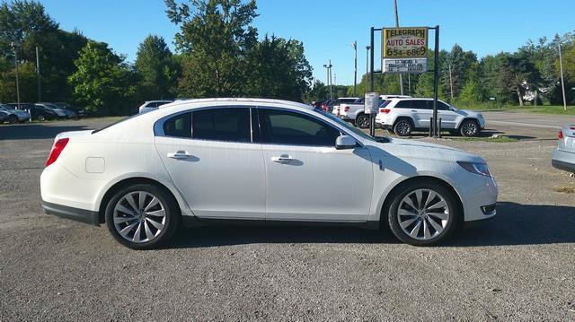 Used 2013 Lincoln MKS FWD image 3