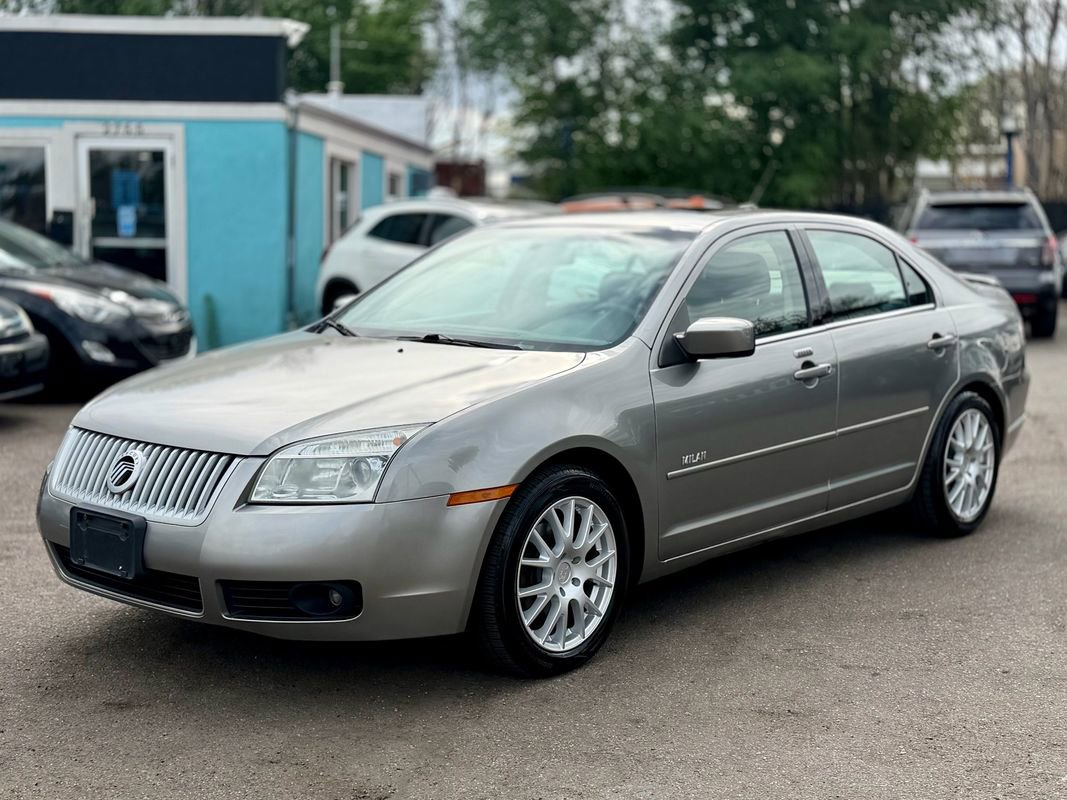 Used 2008 Mercury Milan Premier AWD/4WD image 4