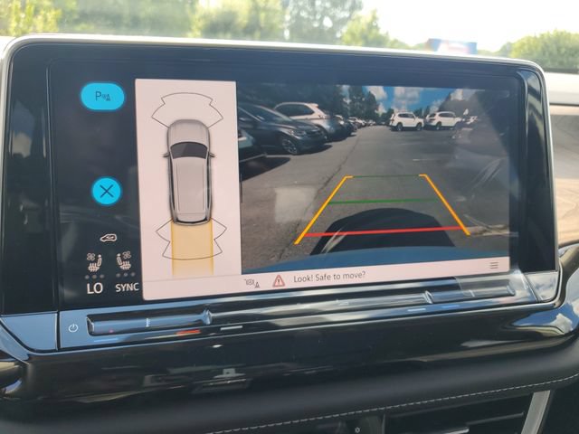 New 2026 Volkswagen Atlas SE FWD image 24