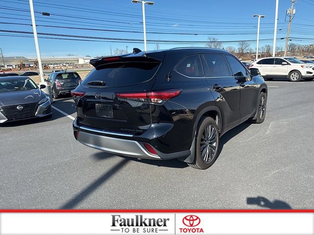 Certified 2021 Toyota Highlander Platinum image 8