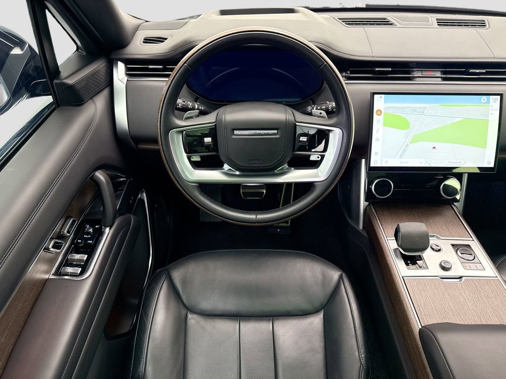 Used 2023 Land Rover Range Rover Autobiography image 10