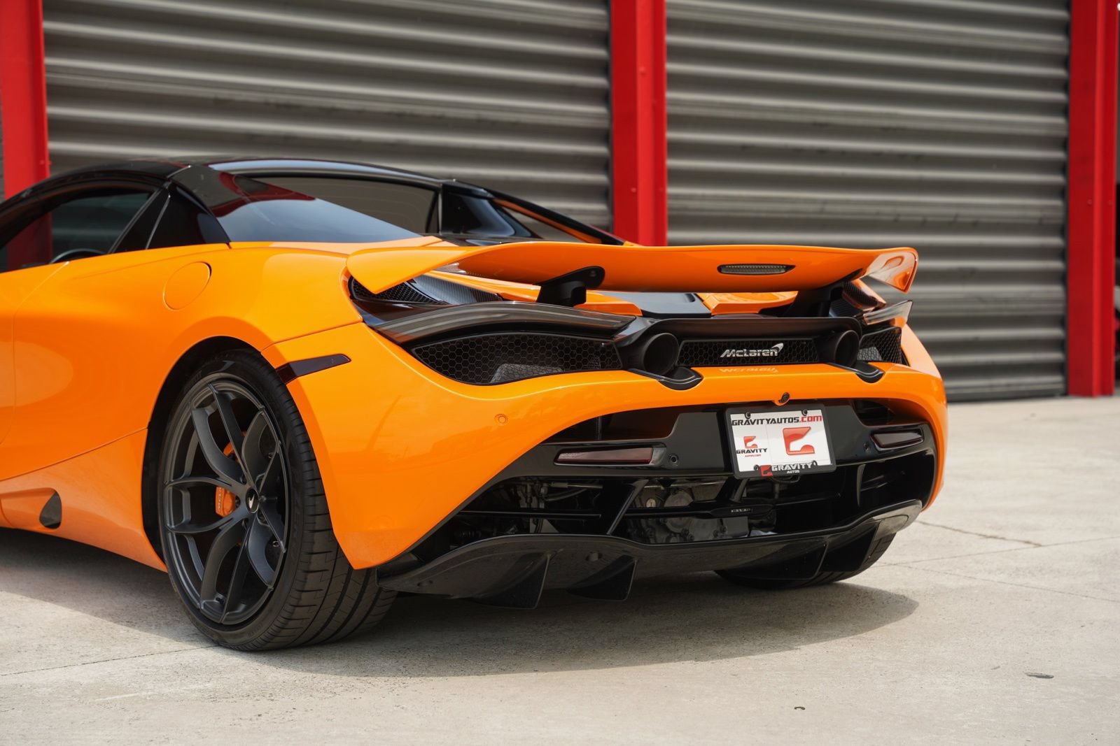 Used 2022 McLaren 720S Performance RWD image 12