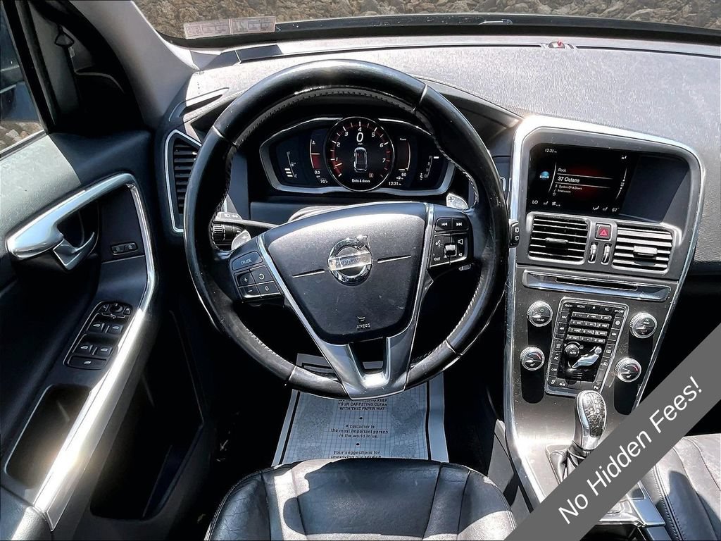 Used 2015 Volvo XC60 T6 w/ Proximity Package AWD/4WD image 5