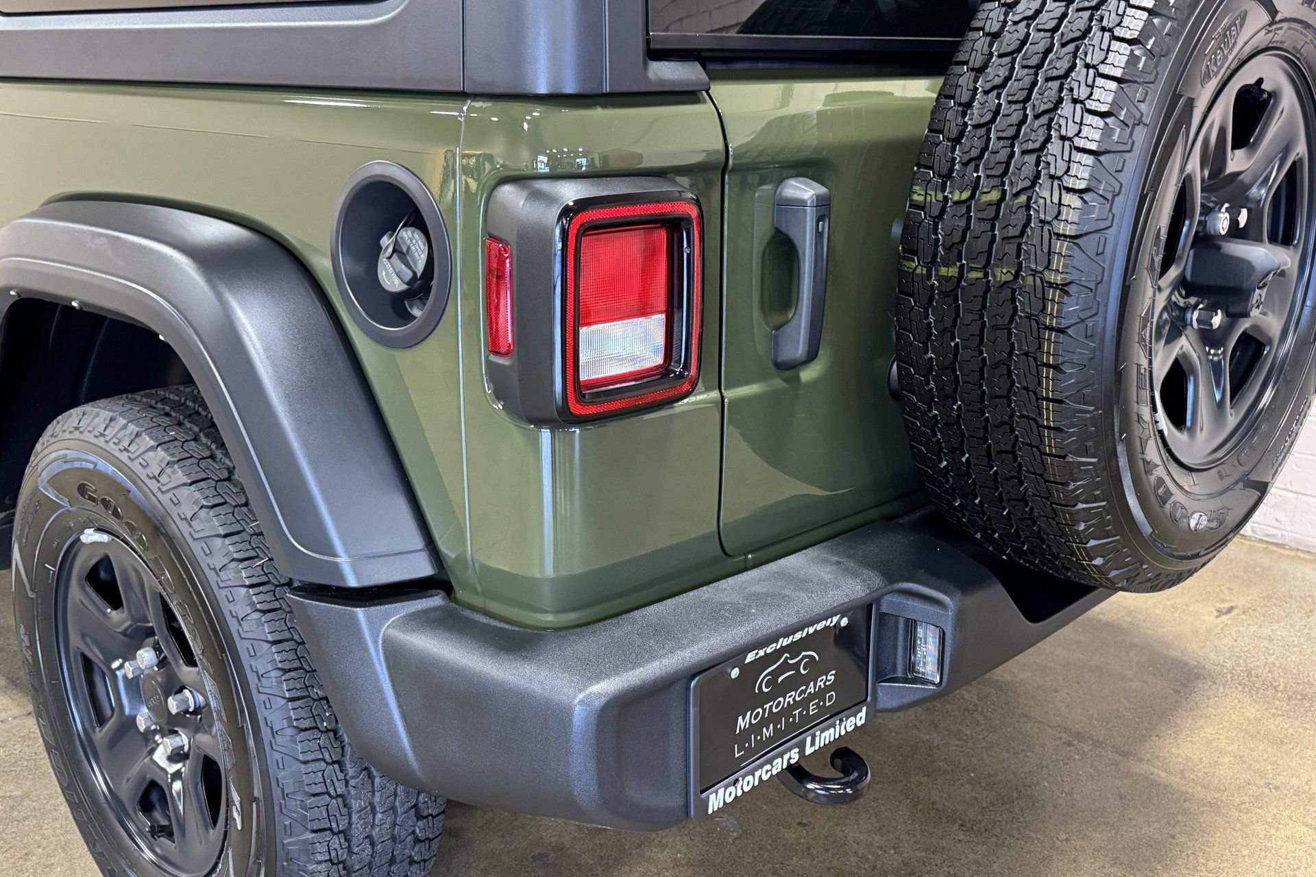 Used 2021 Jeep Wrangler Sport image 12