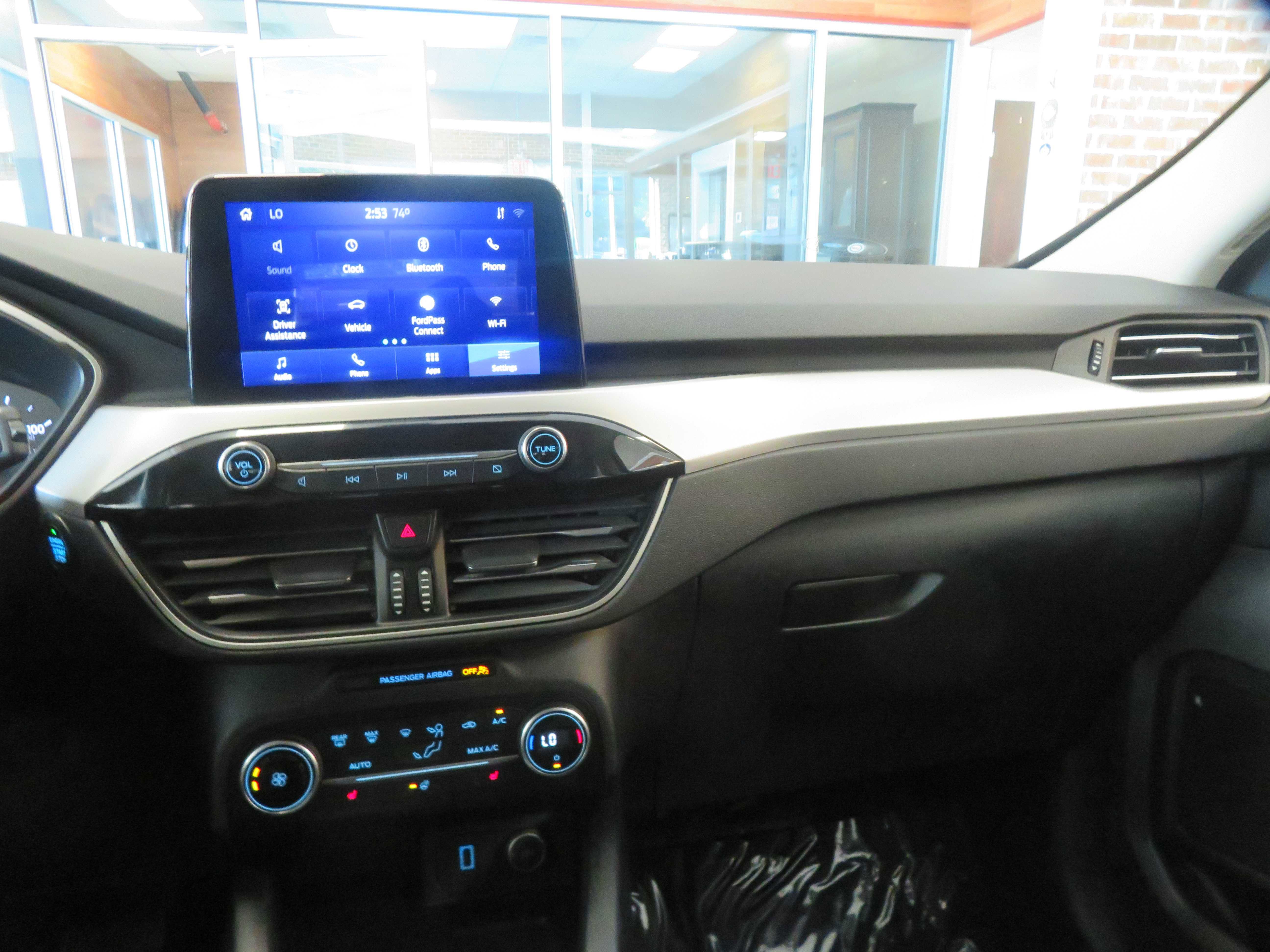 Used 2020 Ford Escape SEL image 32