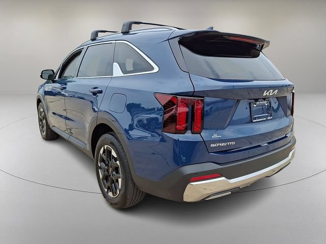 Used 2024 Kia Sorento S w/ Panoramic Sunroof Package FWD image 7