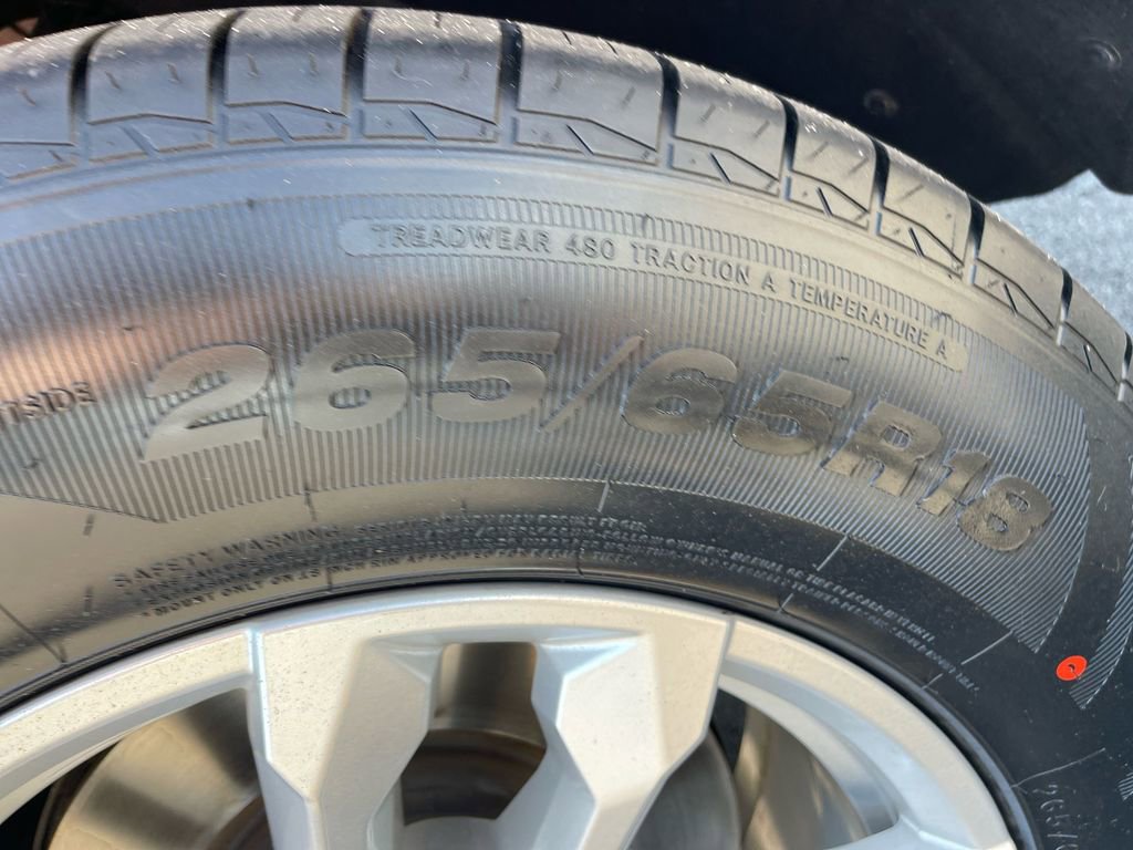 Used 2023 Chevrolet Silverado 1500 LT image 34