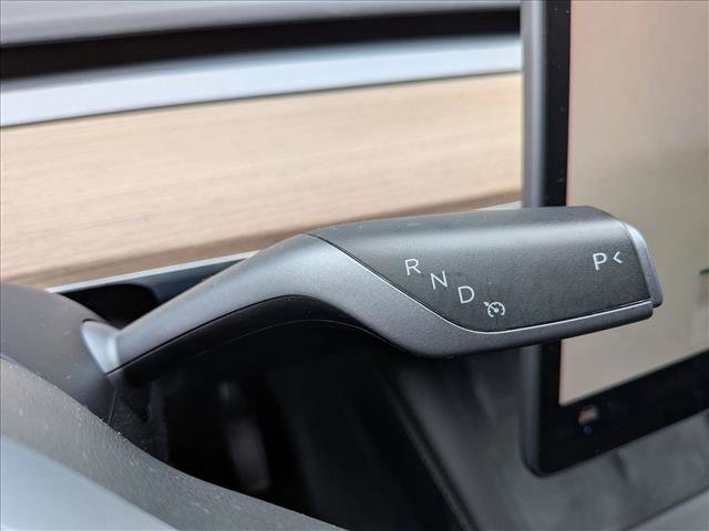 Used 2023 Tesla Model Y Long Range AWD/4WD image 12
