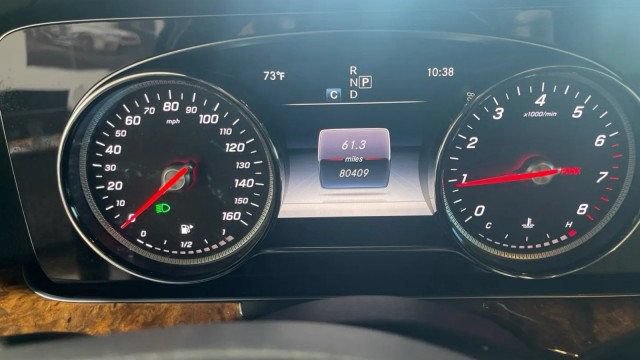 Used 2017 Mercedes-Benz E 300 4MATIC image 21
