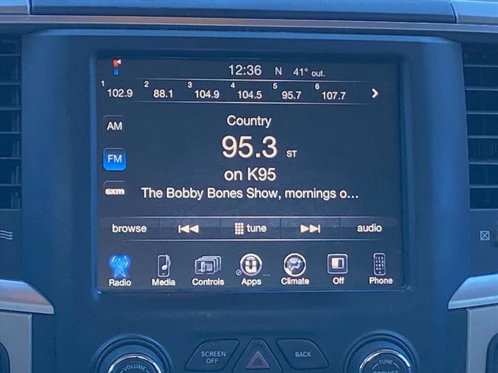 Used 2013 RAM 1500 Classic SLT w/ Remote Start & Security Group image 11