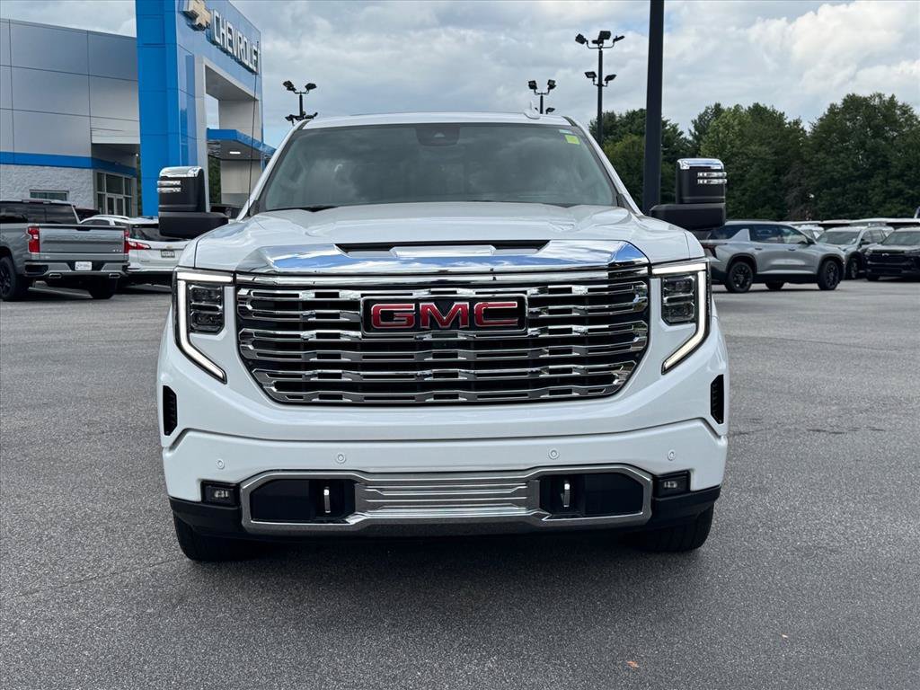 Used 2024 GMC Sierra 1500 Denali w/ Denali Reserve Package AWD/4WD image 8