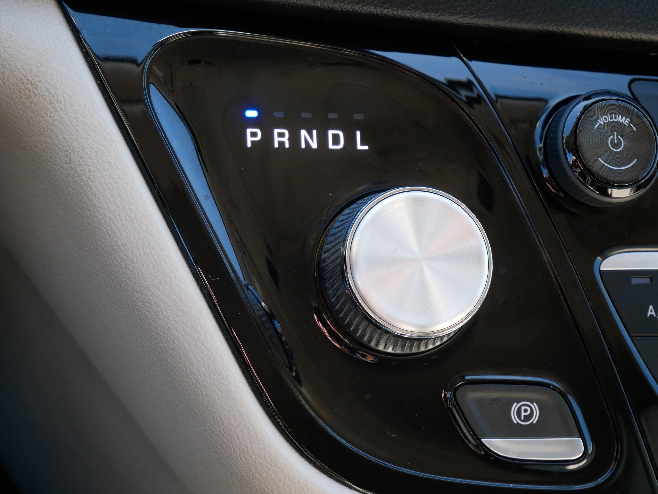 Used 2018 Chrysler Pacifica Touring Plus image 24