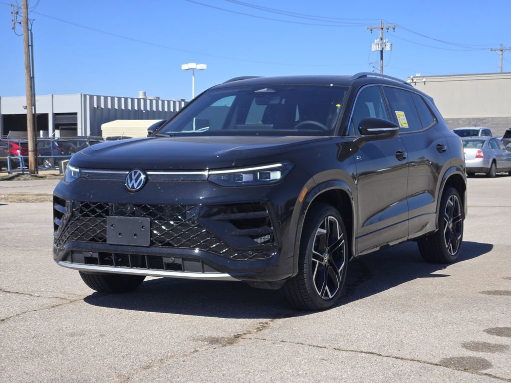 New 2026 Volkswagen Tiguan SEL R-Line image 2