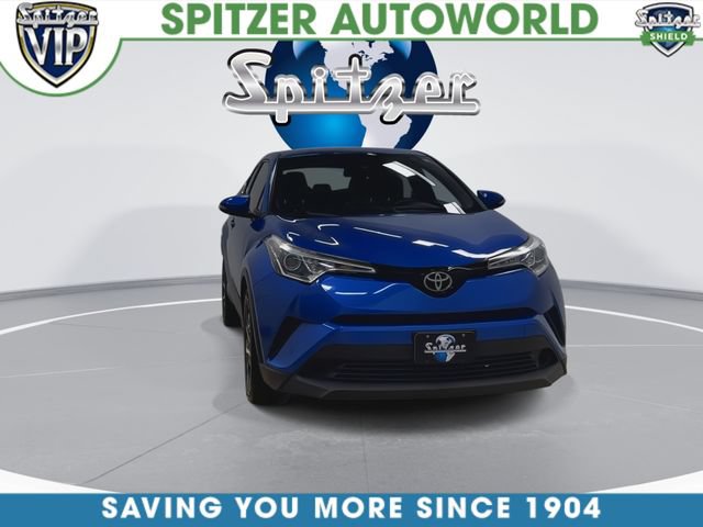 Used 2018 Toyota C-HR XLE FWD image 3