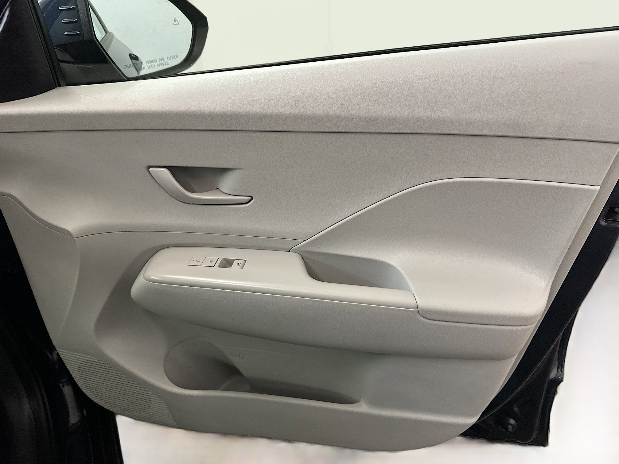 Used 2024 Hyundai Kona SEL image 32