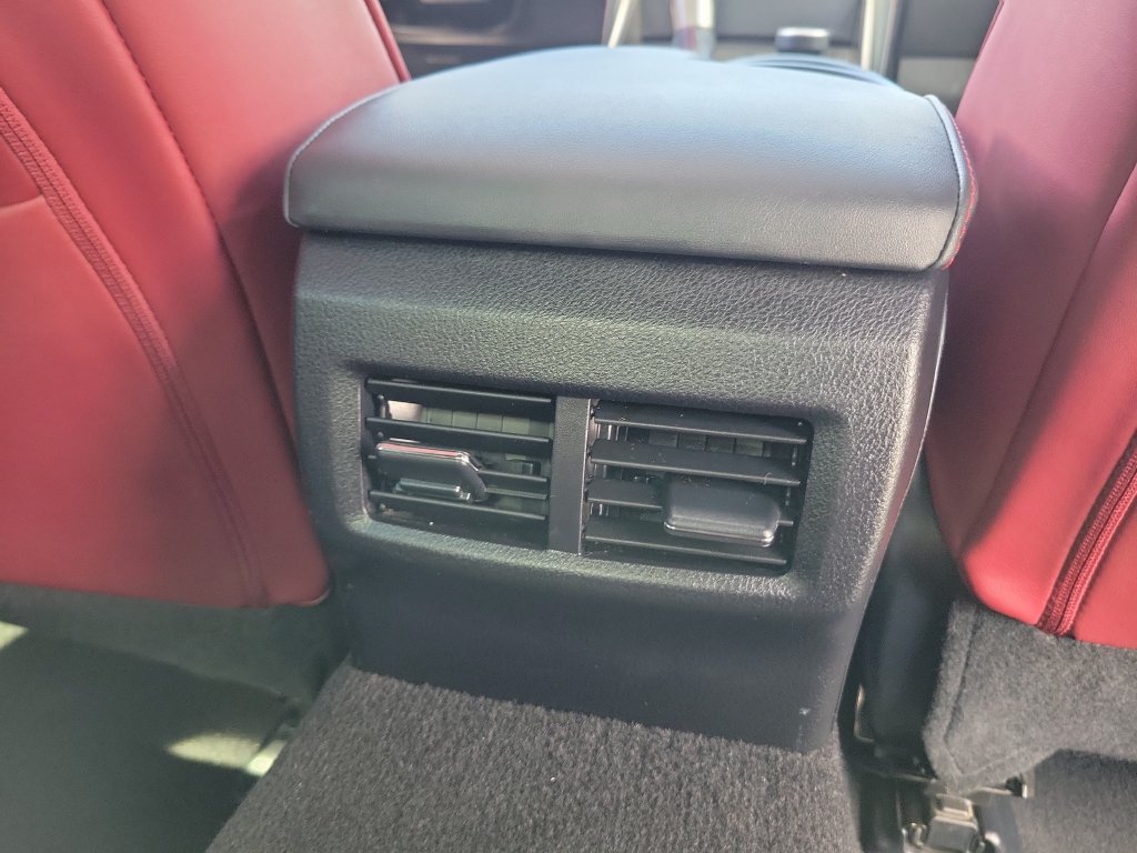 Used 2016 Lexus IS 200t RWD image 21