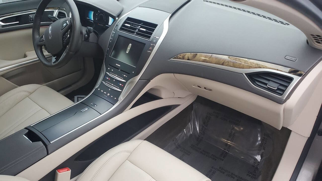 Used 2016 Lincoln MKZ Hybrid w/ Equipment Group 500A Select image 30