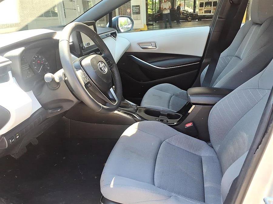 Used 2025 Toyota Corolla SE FWD image 16