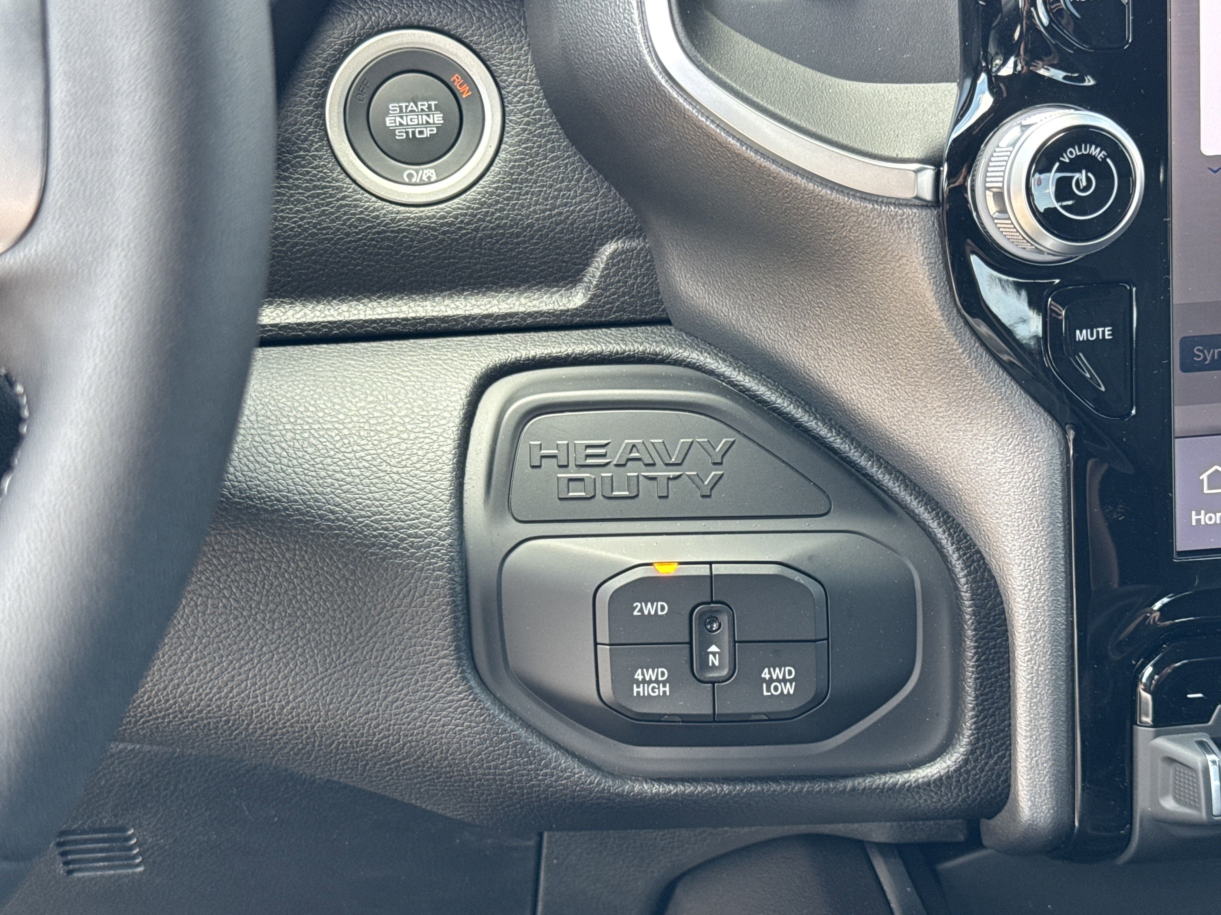 New 2025 RAM 2500 Big Horn image 30