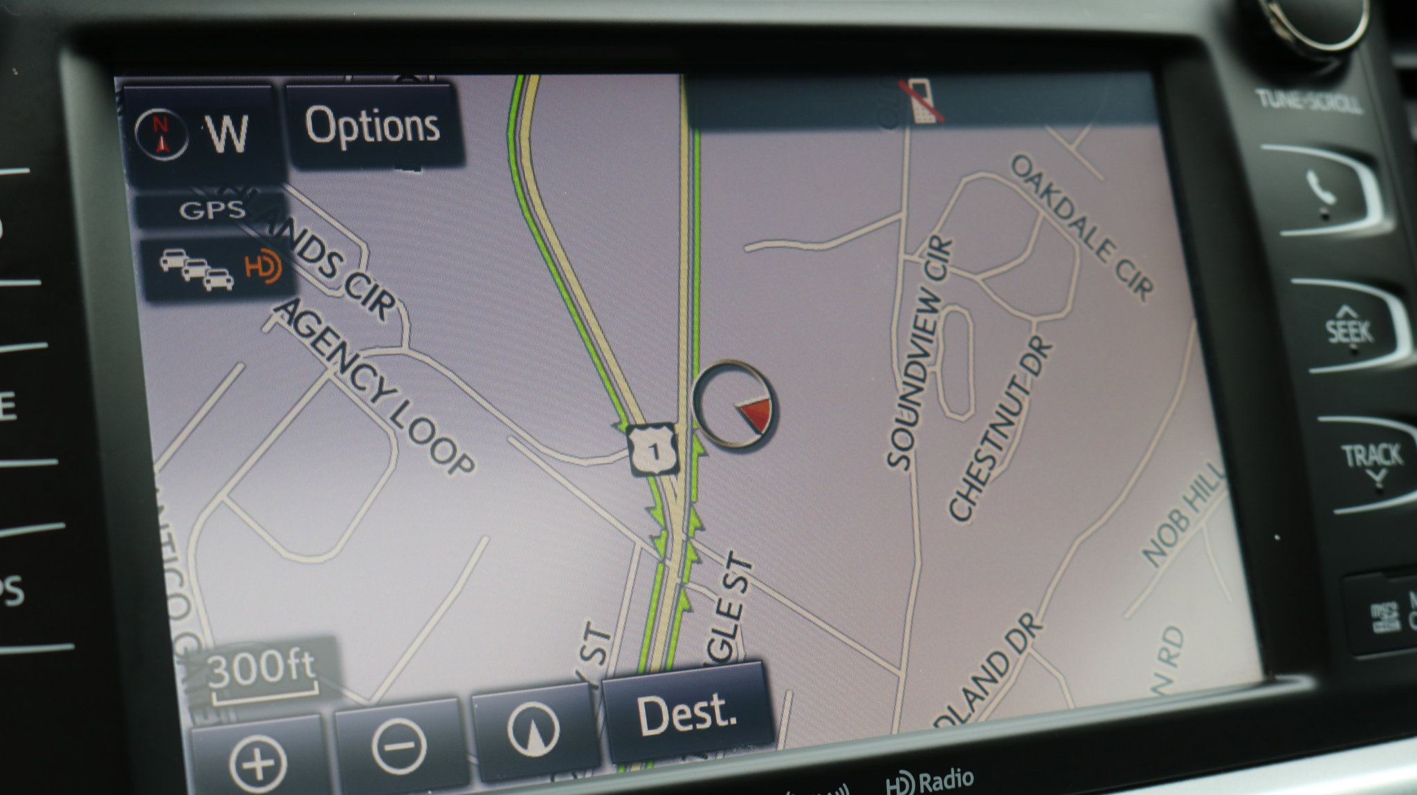 Used 2019 Toyota Highlander XLE image 16