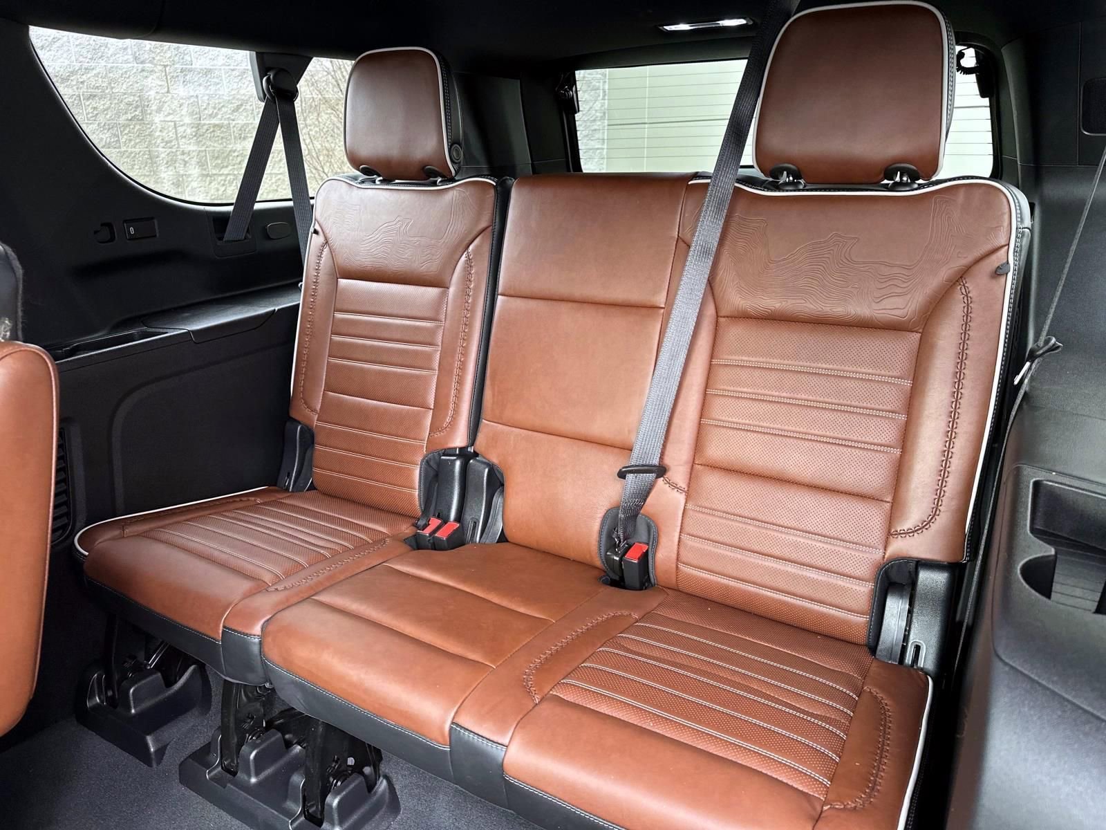 Used 2023 GMC Yukon XL Denali Ultimate image 28
