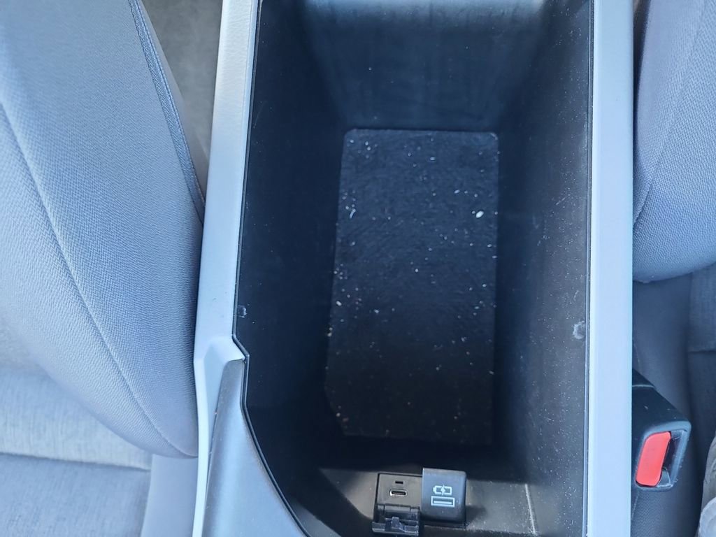 Used 2023 Toyota Camry LE FWD image 24