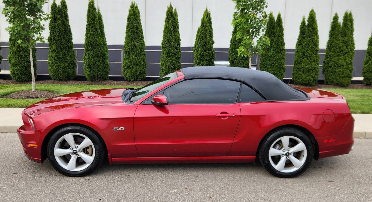 Used 2013 Ford Mustang GT w/ Security Pkg RWD image 17