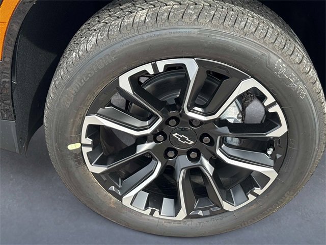 New 2026 Chevrolet Suburban Premier image 10