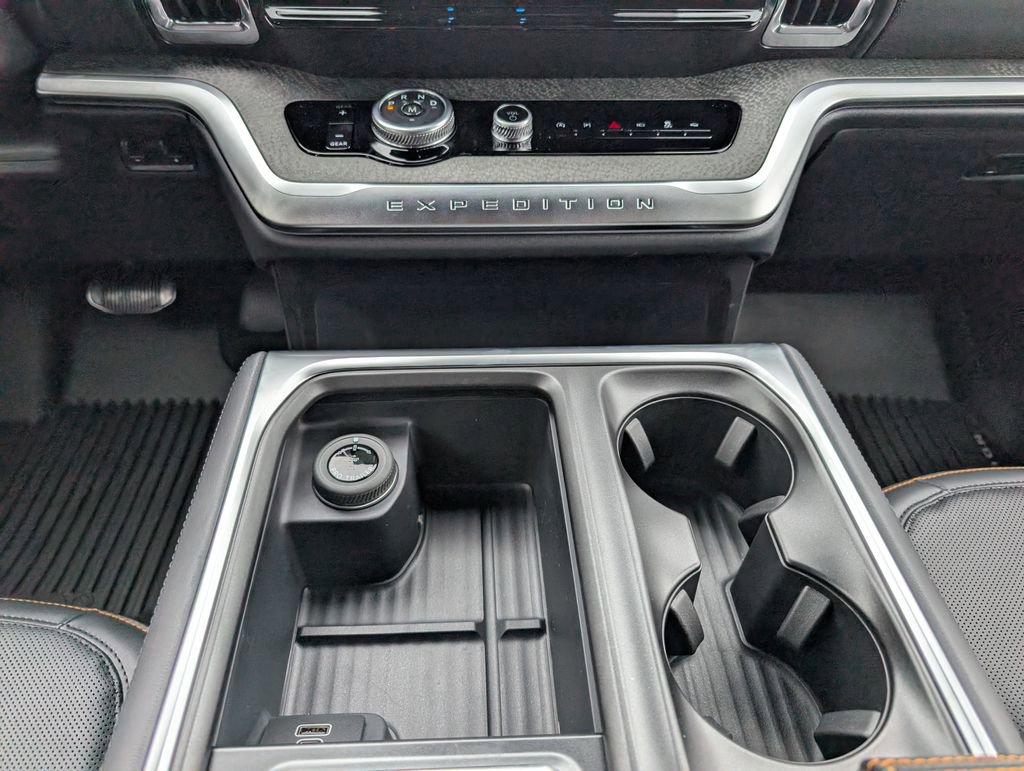 New 2026 Ford Expedition Tremor image 15