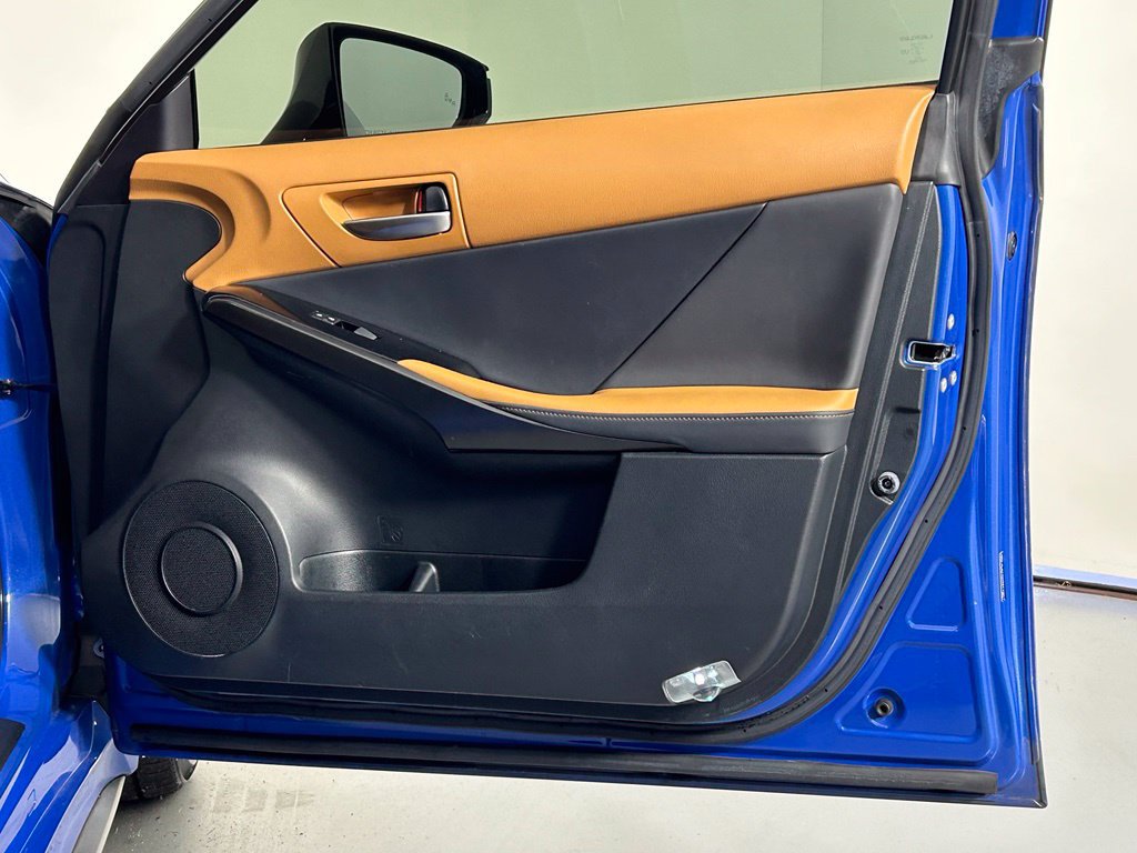 Used 2022 Lexus IS 300 w/ Accessory Package RWD image 9