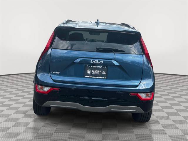 Used 2023 Kia Niro Wind w/ Wind Preserve Package FWD image 5