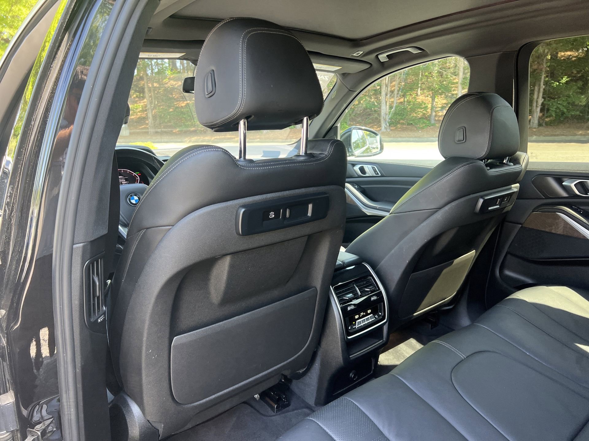Used 2019 BMW X5 xDrive40i w/ Premium Package 2 AWD/4WD image 19