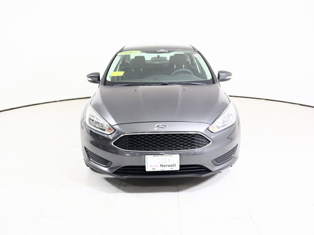 Used 2017 Ford Focus SE image 8