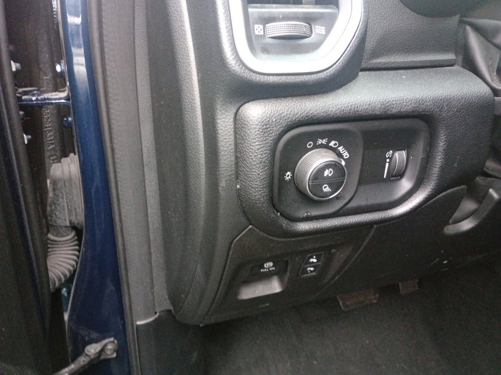 Used 2022 RAM 1500 Big Horn image 12