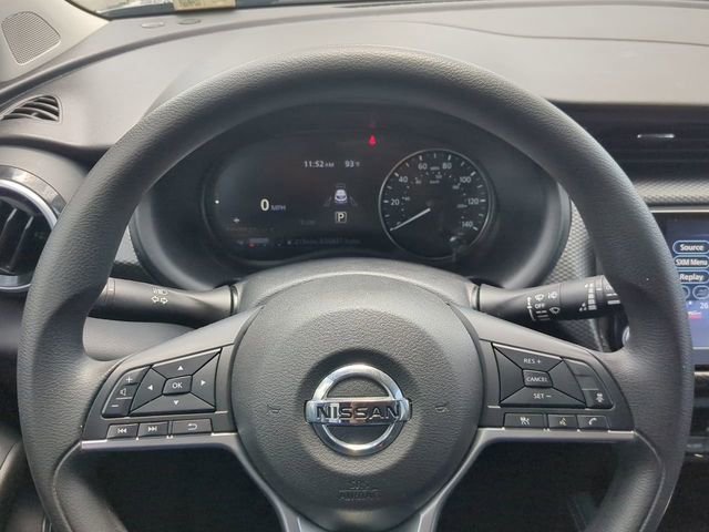 Used 2021 Nissan Kicks SV FWD image 29