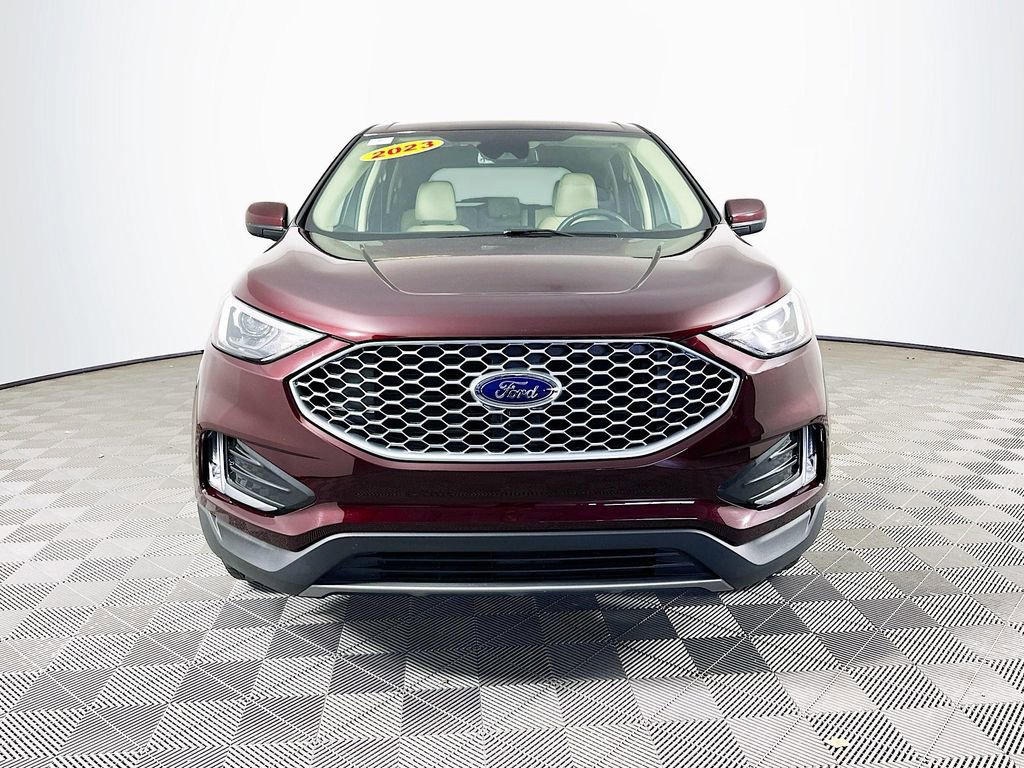 Used 2023 Ford Edge SEL w/ Convenience Package image 4